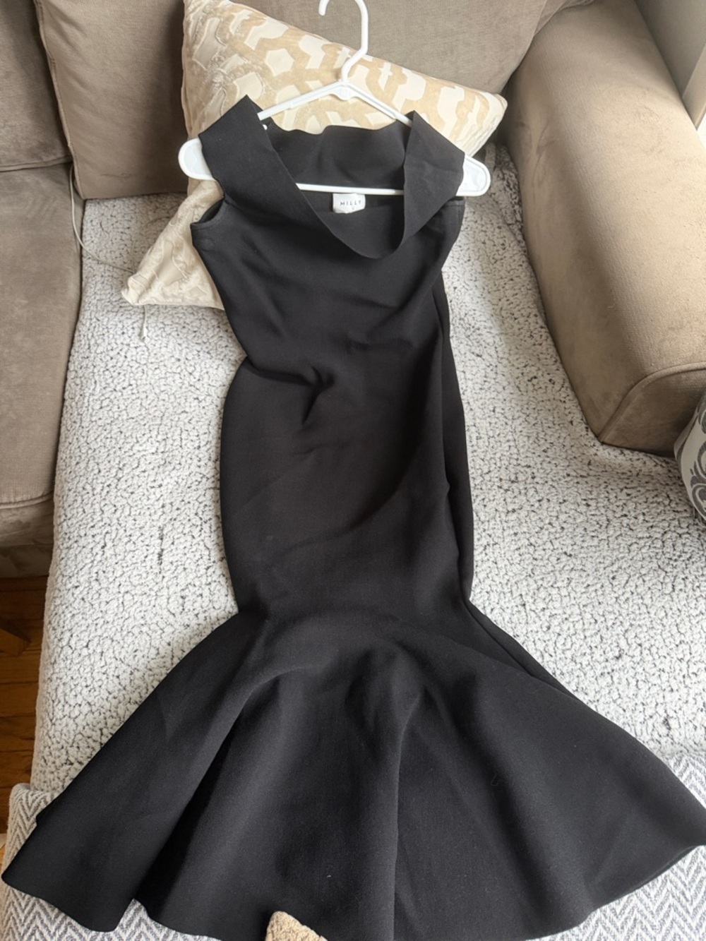 Milly Black Sleeveless Mermaid Maxi Gown